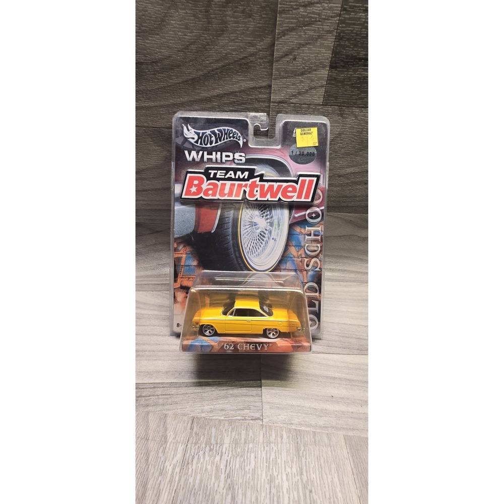 HOT WHEELS WHIPS TEAM BAURTWELL 62 CHEVY Yellow E32